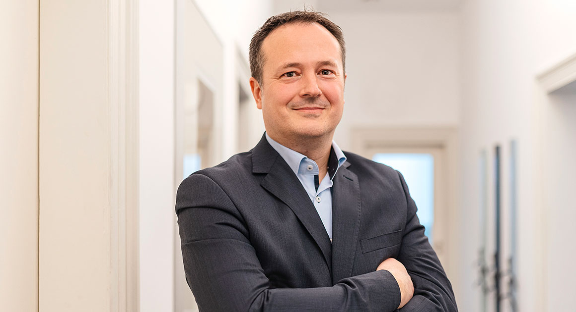 Portrait von Sebastian Dietzel